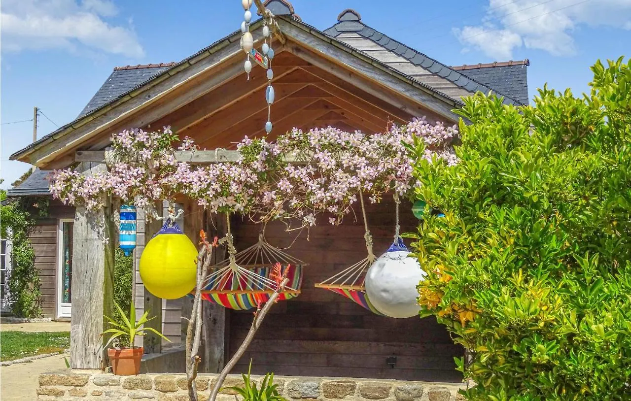 Cozy Home In Plouguerneau With Wifi Holiday home