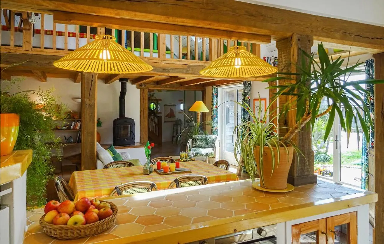 Holiday home Cozy Home In Plouguerneau With Wifi France