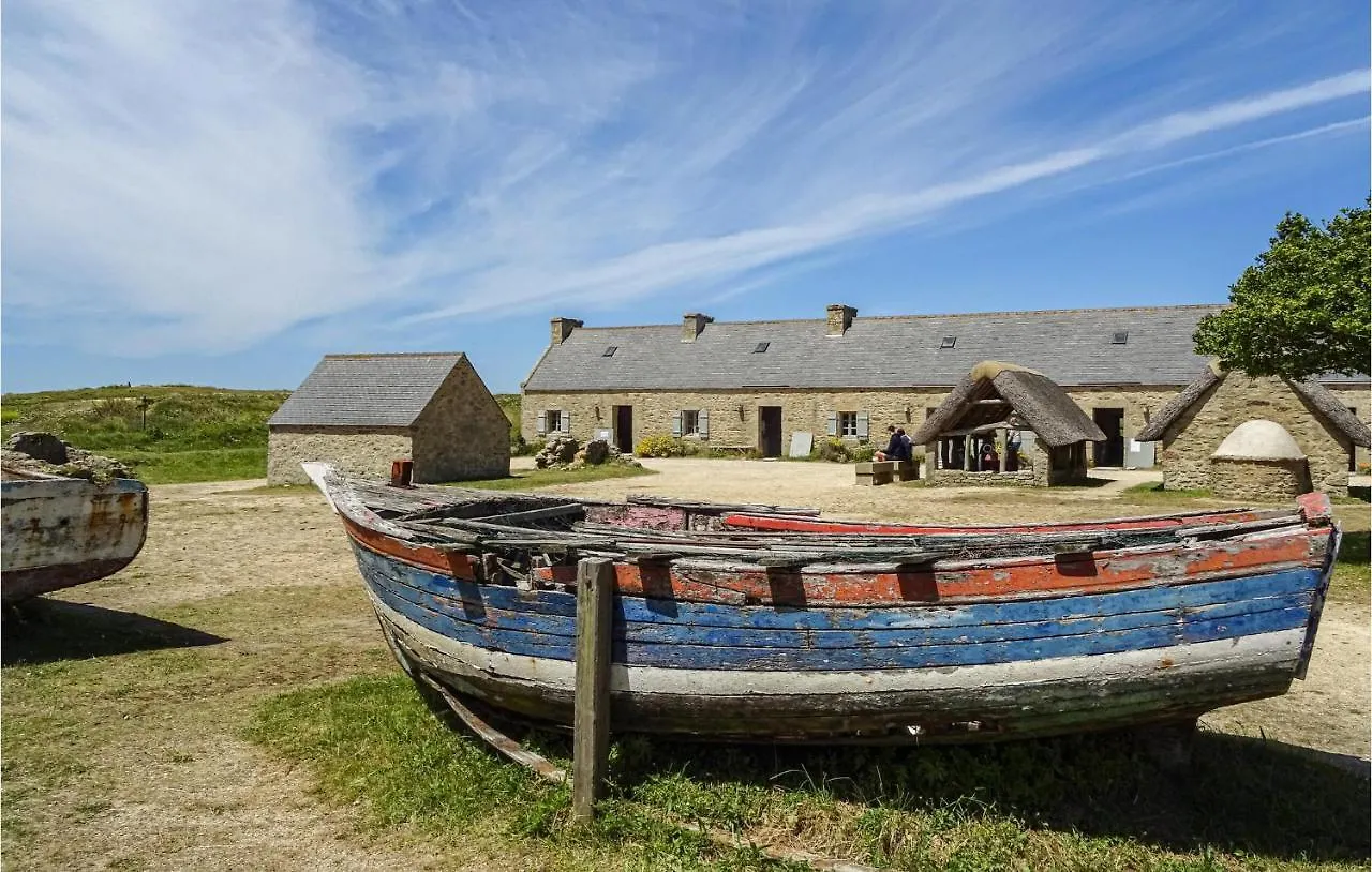 Cozy Home In Plouguerneau With Wifi 0*,