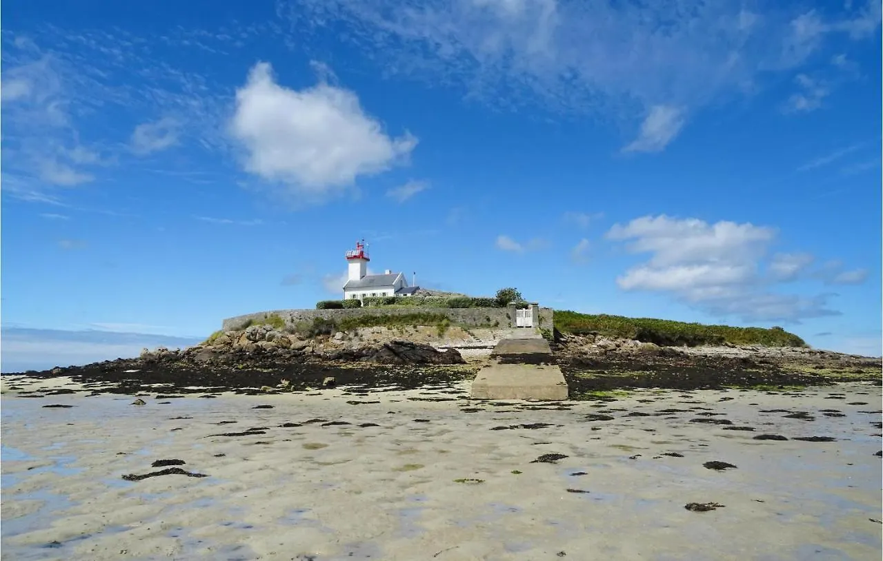 Cozy Home In Plouguerneau With Wifi Holiday home